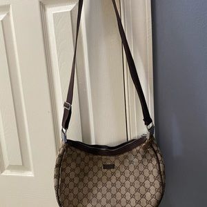 Gucci crossbody purse